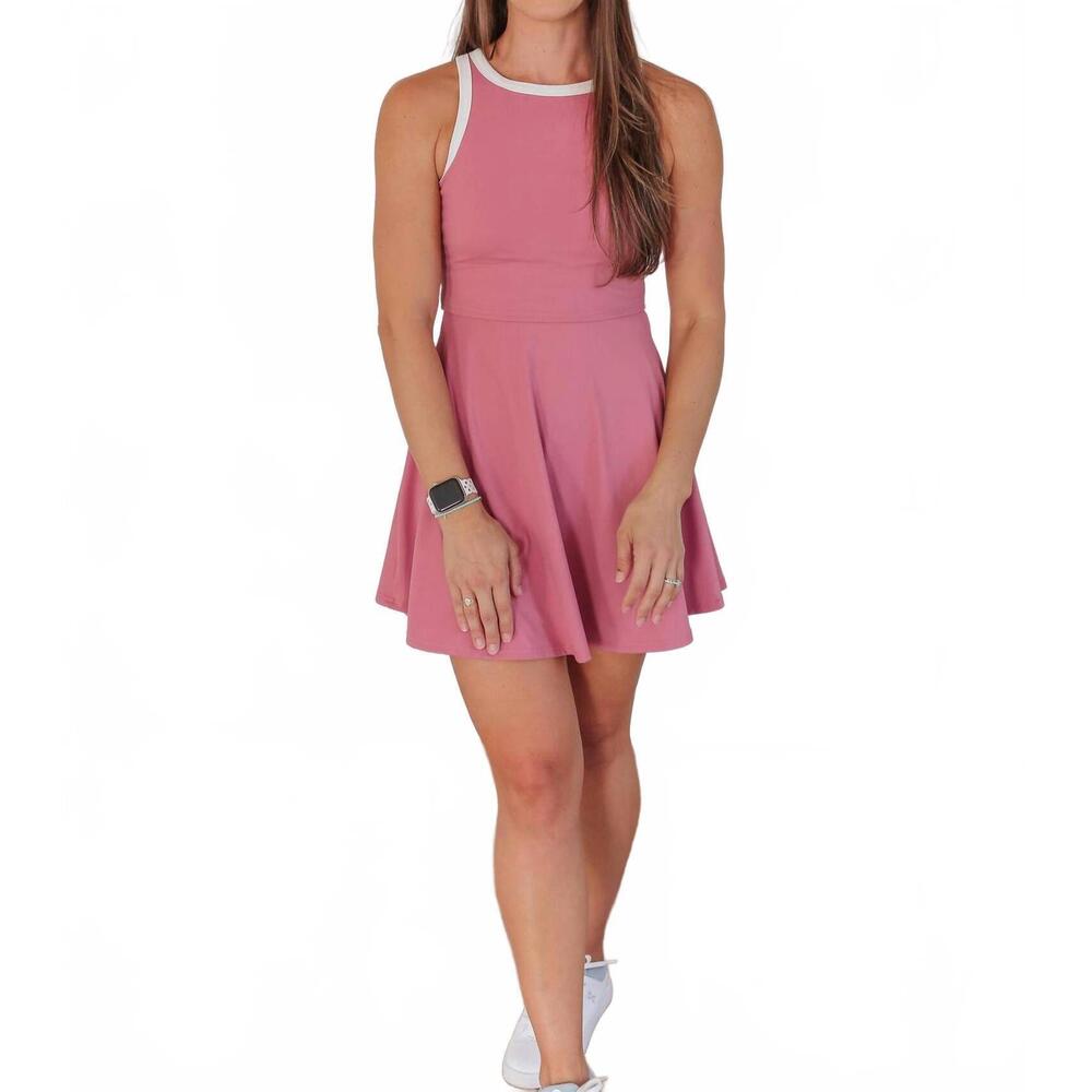 NEW MOVEMAMA tennis dress – breastfeeding & bump friendly in raspberry